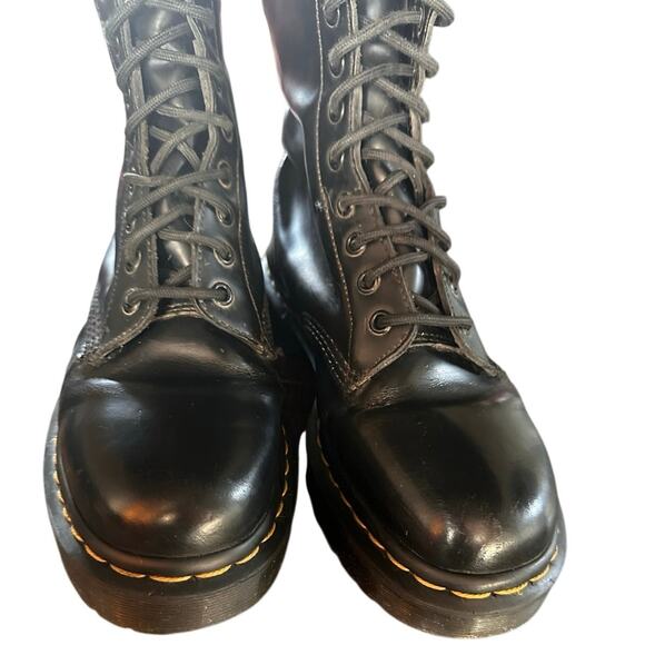Dr. Martens 1490 10-Eye Black Smooth Leather Combat Boots Men 9
EU 42 main image 8